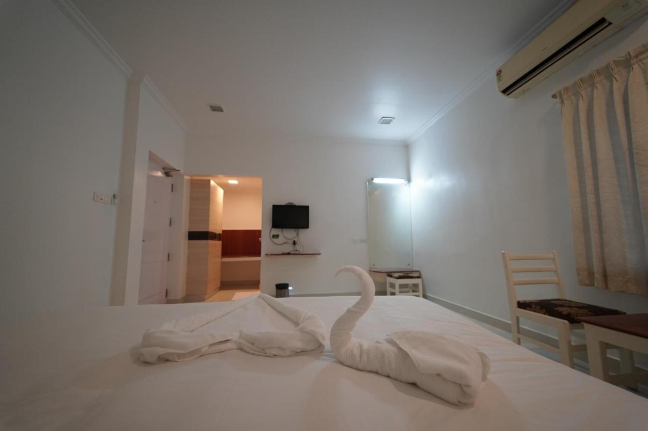 Hotel Palmyra Grand Inn Tirunelveli Extérieur photo
